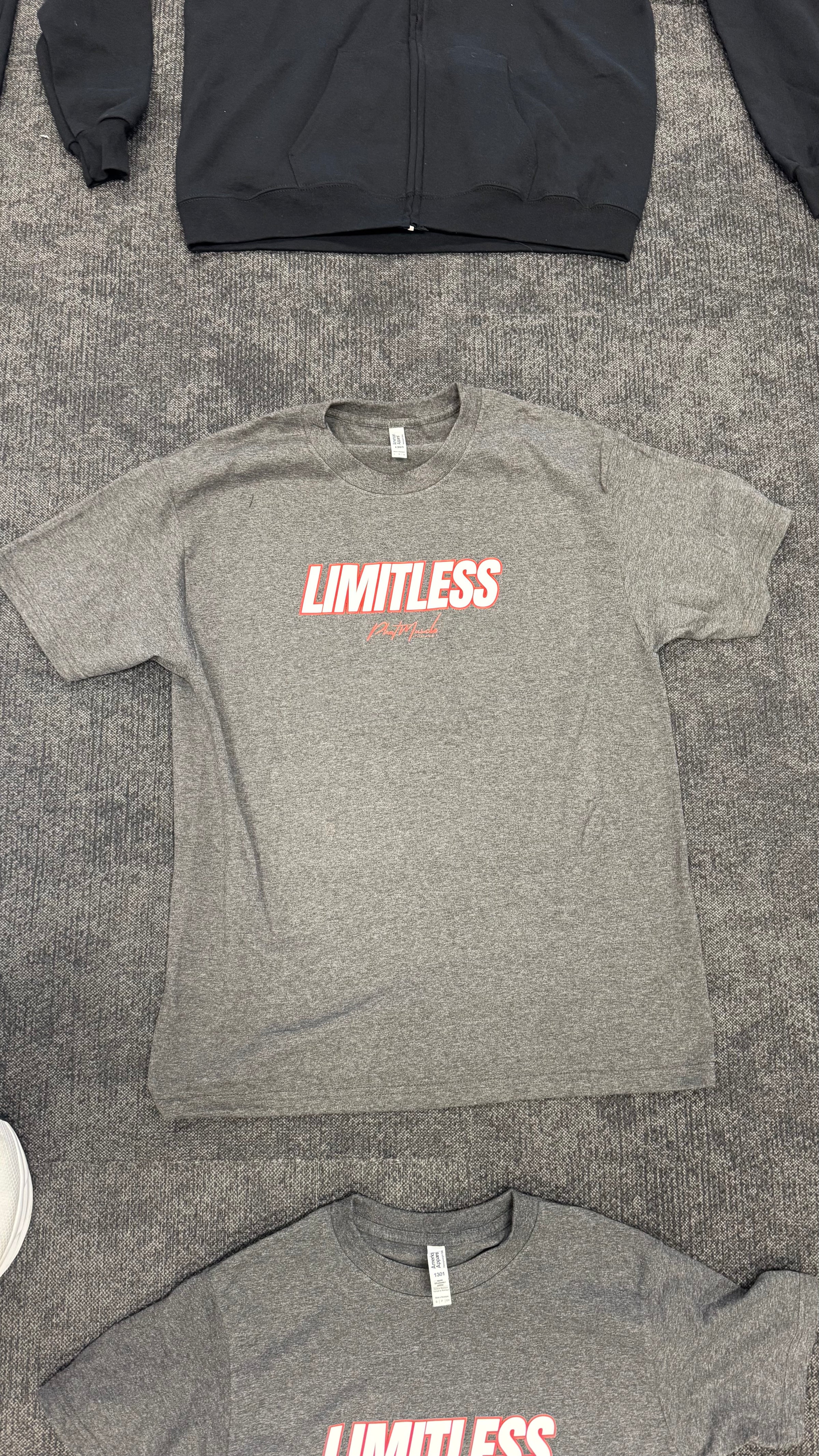 LIMITLESS Tee